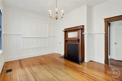 Charming, historic renovation, c. 1913, located in the heart of - photo 15