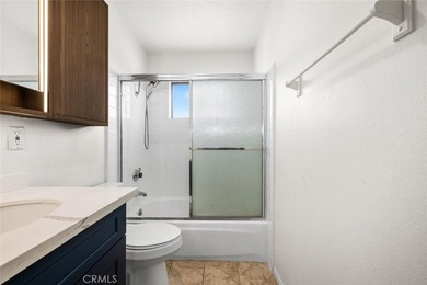 Welcome to this newly updated 2 bedroom/1 bath condo in the - photo 15