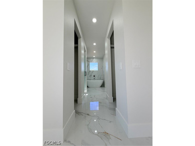 ***Brand-new modern construction home with a sleek minimalist - photo 22