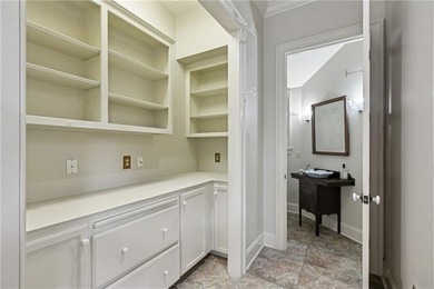 OWNER/AGENT Stunning Custom home in English Turn Golf - photo 22