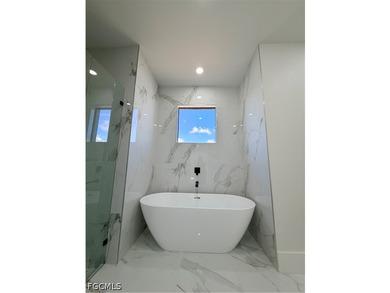 ***Brand-new modern construction home with a sleek minimalist - photo 24