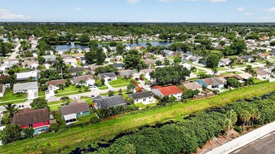 Welcome to this beautifully redone 2 bed 2 bath home with an - photo 28