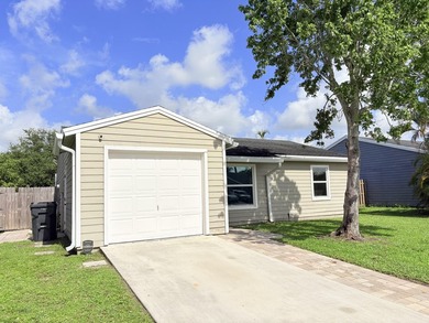 Welcome to this beautifully redone 2 bed 2 bath home with an - photo 32
