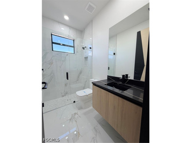 ***Brand-new modern construction home with a sleek minimalist - photo 35