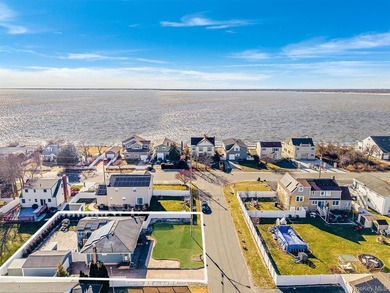 Discover 6 Rugby Drive in Shirley with stunning WATERVIEWS of - photo 40