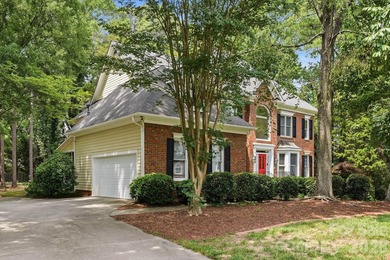 A showcase of elegance in the coveted Crown Harbor community - photo 2