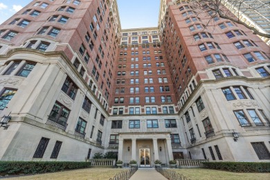 Lake Michigan - Cook County Home Active Under Contract in Chicago Illinois