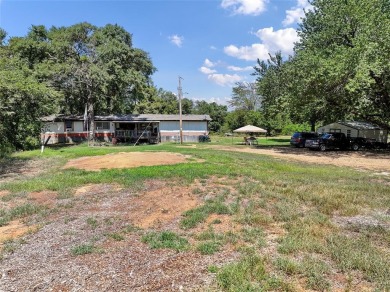 Lake Texoma Home For Sale in Kingston Oklahoma