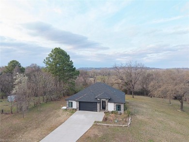 Welcome to this beautifully built 3-bedroom, 2-bathroom - photo 4