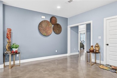 Welcome to this beautifully built 3-bedroom, 2-bathroom - photo 9