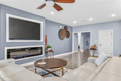 Welcome to this beautifully built 3-bedroom, 2-bathroom - photo 10