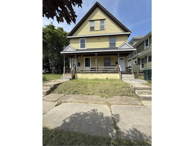 Three unit investment property at 54 to 56 Avenue C in - photo 1