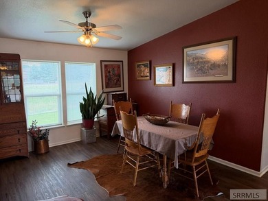Incredible home on approximately 1.19 acres with beautifully - photo 10