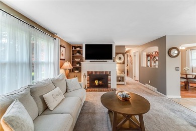 Welcome to this impeccably maintained ranch in the heart of - photo 3