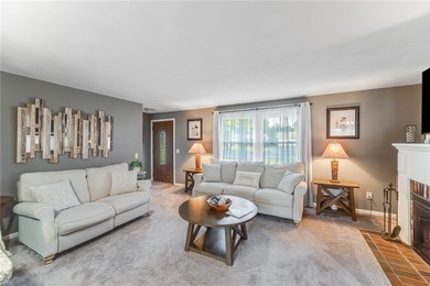 Welcome to this impeccably maintained ranch in the heart of - photo 4