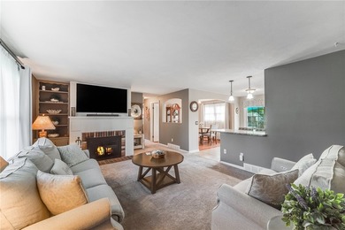 Welcome to this impeccably maintained ranch in the heart of - photo 5