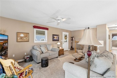 Discover the perfect blend of lakefront relaxation and - photo 8