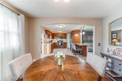 Welcome to this impeccably maintained ranch in the heart of - photo 8