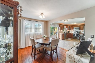 Welcome to this impeccably maintained ranch in the heart of - photo 10