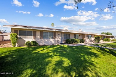 SHORT SALE. Spacious and hard to find 3-bedroom townhome end - photo 3