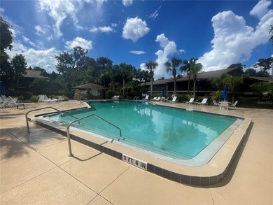 Welcome to this charming and incredibly well-maintained - photo 19