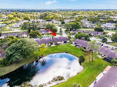 Wake up to tranquil lake views in this fully renovated - photo 25