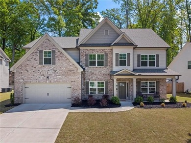 Welcome to this beautifully maintained 5-bedroom, 4-bathroom - photo 1