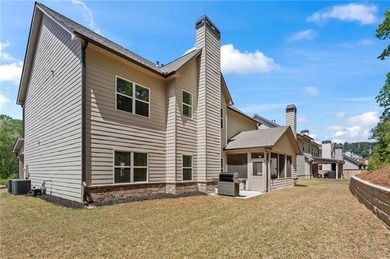 Welcome to this beautifully maintained 5-bedroom, 4-bathroom - photo 6