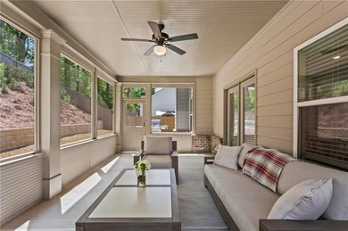 Welcome to this beautifully maintained 5-bedroom, 4-bathroom - photo 8