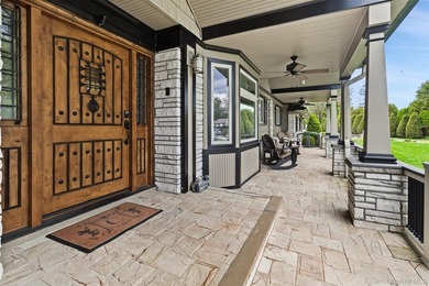 Tucked away at the end of a peaceful cul-de-sac, 6 Lilac Place - photo 4
