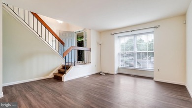 Don't wait to take a look at this 1,374 square foot 3 Bedroom 2 - photo 7