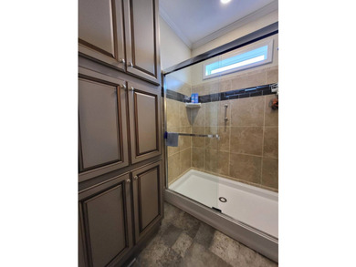 AMAZING 1500 SF BEAUTY INCLUDES A SPACIOUS ALL SEASONS ROOM! - photo 33