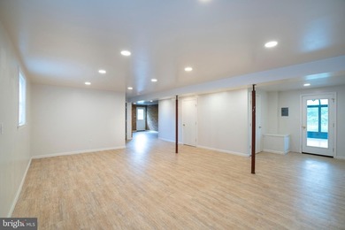 A property that feels like a breath of fresh air from the moment - photo 36