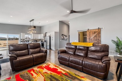 Listed by Shauna Sheets, KWBH,. Enjoy the lake lifestyle without - photo 4