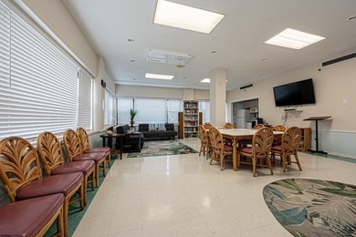 Beachfront Living at The Warwick - Beautiful 1BR/1BA in great - photo 11