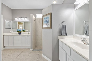 Beautifully maintained and truly move-in ready, this spacious - photo 12