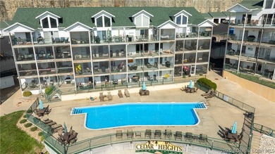 Rare DOUBLE condo offering 3,495 sq ft of lake living! This - photo 3
