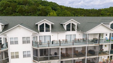 Rare DOUBLE condo offering 3,495 sq ft of lake living! This - photo 5