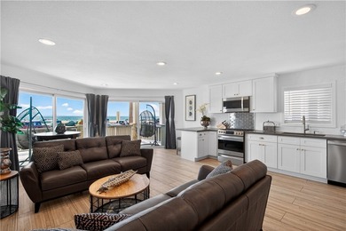 2212 W Oceanfront - photo 13