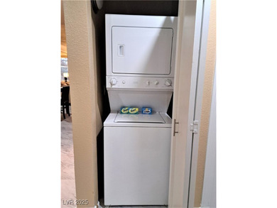 FULLY FURNISHED CONDO! Resort Style living located 1-1/2 block