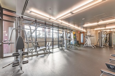 Stunning 1 bed 1 1/2 bath unit with office. Largest 1 bedroom