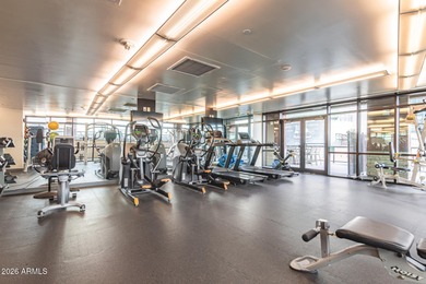 Stunning 1 bed 1 1/2 bath unit with office. Largest 1 bedroom