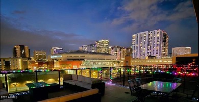 Stunning 1 bed 1 1/2 bath unit with office. Largest 1 bedroom