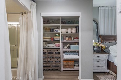 PRIME LOCATION WITH BREATHTAKING VIEWS ! Wait until you feel the - photo 32