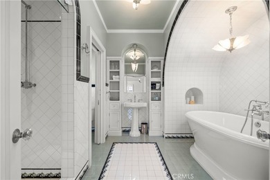 2625 E Ocean Blvd - photo 34