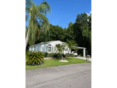 (private lake, pond, creek) Home For Sale in Auburndale Florida