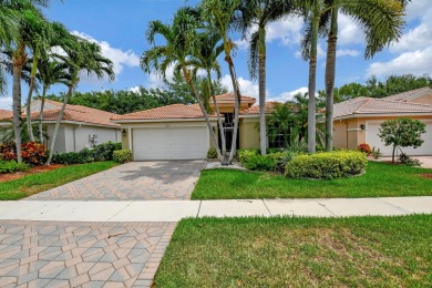 (private lake, pond, creek) Home For Sale in Boynton Beach Florida