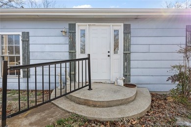 Investor/First-Time Buyer Special! Stunning Seasonal Lake View! - photo 4