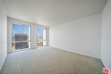 The northwest sunset views and city lights on the 22nd floor are - photo 22