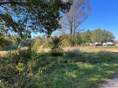 Gorgeous Island Creek Reservoir unrestricted waterfront land - photo 22